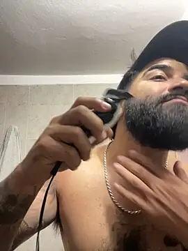 Lyon vach online show from November 8, 2025, 6:40 pm