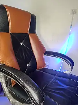 Snapshot of Black-Pearll chatting on February 12, 2025, 3:16 pm Black-Pearll online show from February 12, 2025, 3:16 pm