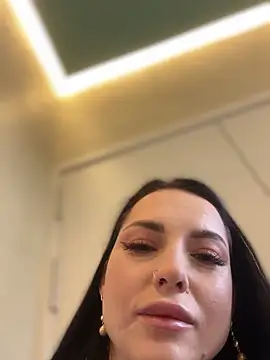 Roxana-Sexy online show from February 28, 2025, 5:48 am