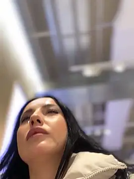 Roxana-Sexy online show from February 21, 2026, 5:19 am