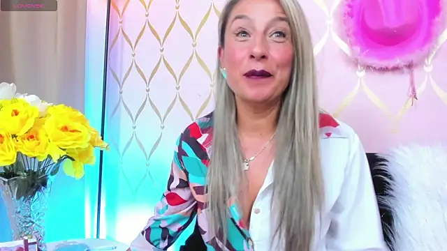 ladylians online show from December 14, 2024, 11:34 pm