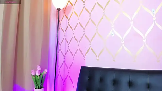 ladylians online show from December 19, 2024, 12:56 am