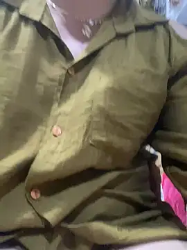 Snapshot of Cesywet chatting on March 4, 2025, 10:13 am Cesywet online show from March 4, 2025, 10:13 am