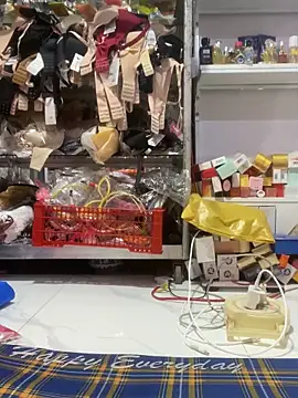 Snapshot of Cesywet chatting on September 24, 2025, 5:11 am Cesywet online show from September 24, 2025, 5:11 am