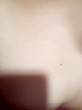 Snapshot of Oliviaconstantino chatting on October 19, 2025, 4:29 pm Oliviaconstantino online show from October 19, 2025, 4:29 pm