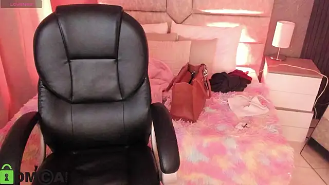 Cristal  adams online show from February 20, 2026, 11:54 am