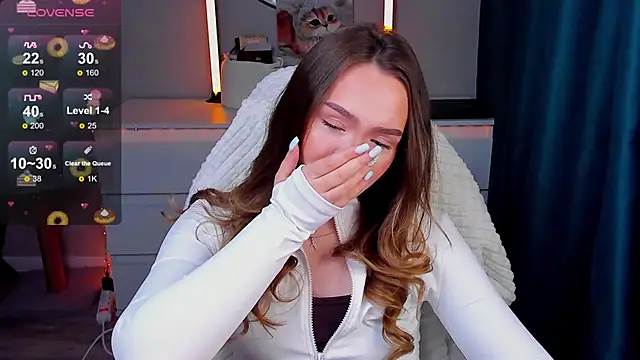 Snapshot of Evia_r0se chatting on March 13, 2026, 10:33 am Evia r0se online show from March 13, 2026, 10:33 am