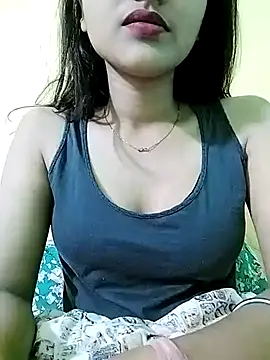 MISSQUEEN48 online show from March 5, 2025, 3:07 pm