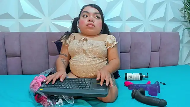 Michelle Brooks online show from January 9, 2025, 8:33 pm