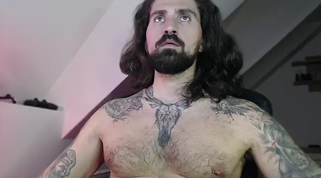 MateoHunk online show from December 20, 2024, 5:18 pm