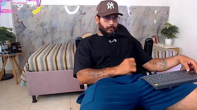 hanz col online show from April 9, 2026, 2:22 pm