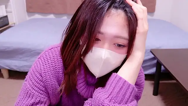 Miss-KrenJr online show from November 25, 2025, 5:35 pm