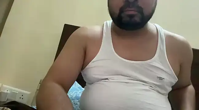 Snapshot of coolboy6566 chatting on February 20, 2025, 5:23 am coolboy6566 online show from February 20, 2025, 5:23 am