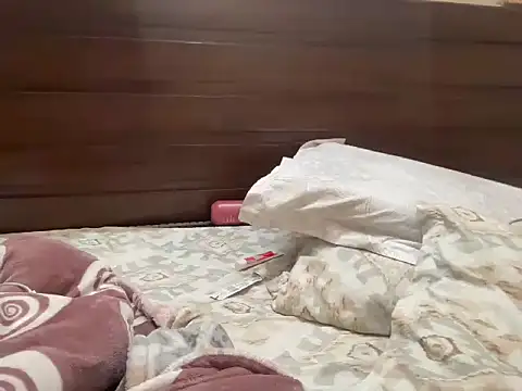 coolboy6566 online show from February 21, 2026, 5:36 pm