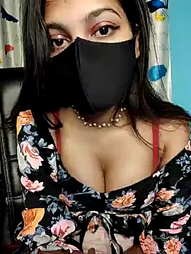 Reena Singh53 online show from January 31, 2025, 1:56 pm