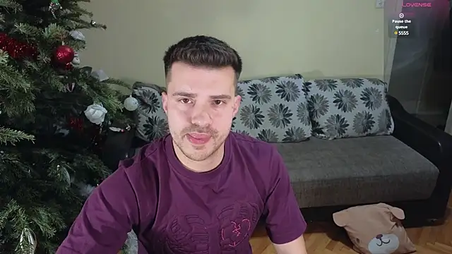 Snapshot of JohnnyStepBro chatting on January 9, 2025, 6:47 pm JohnnyStepBro online show from January 9, 2025, 6:47 pm