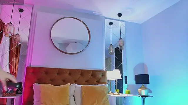 MadilynFox online show from April 14, 2026, 6:58 pm