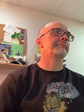 Snapshot of MaxVain chatting on December 2, 2024, 8:00 pm MaxVain online show from December 2, 2024, 8:00 pm