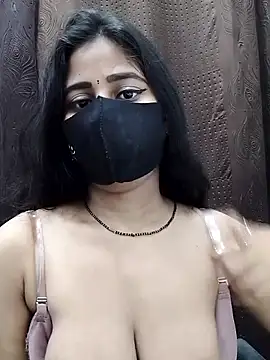 Lalisa sexy online show from April 1, 2026, 11:35 pm