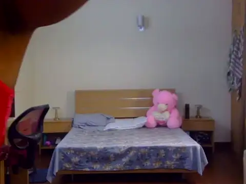 Cutesamiksha online show from January 4, 2025, 5:37 am