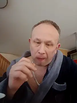 X46x online show from May 10, 2026, 4:39 am