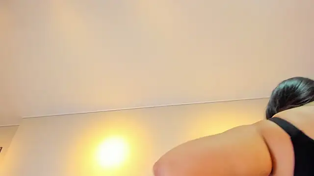 Isis Osman online show from February 28, 2026, 8:21 pm