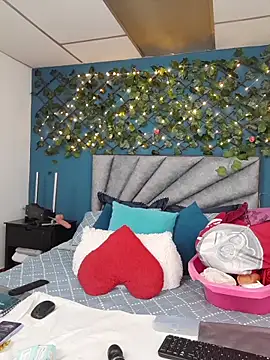 Snapshot of Grey_Lorenz11 chatting on February 24, 2026, 9:18 am Grey Lorenz11 online show from February 24, 2026, 9:18 am