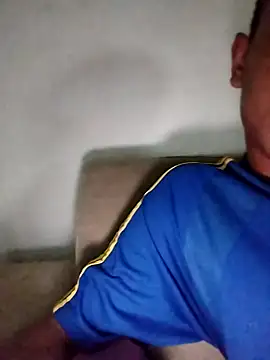 Snapshot of Andynho505 chatting on October 28, 2025, 3:43 am Andynho505 online show from October 28, 2025, 3:43 am