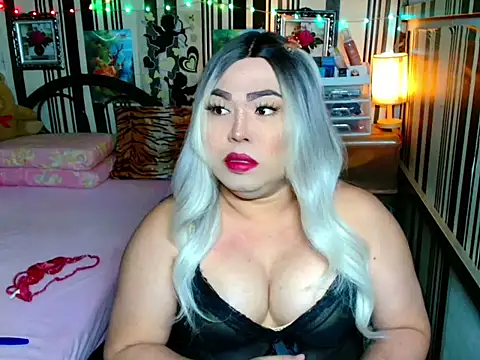 Snapshot of Reginex chatting on February 5, 2026, 1:05 pm Reginex online show from February 5, 2026, 1:05 pm