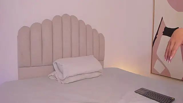 Snapshot of valerysantos_ chatting on May 26, 2026, 12:12 pm valerysantos online show from May 26, 2026, 12:12 pm