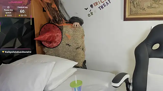 Snapshot of Wendy_Marchall chatting on November 3, 2025, 7:15 pm Wendy Marchall online show from November 3, 2025, 7:15 pm