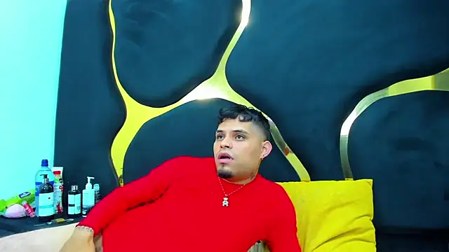 Snapshot of MelissaAndZeuss chatting on October 11, 2025, 5:17 am MelissaAndZeuss online show from October 11, 2025, 5:17 am