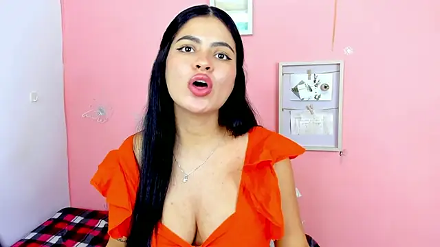 Snapshot of Amandalorense_ chatting on September 13, 2025, 2:55 am Amandalorense  online show from September 13, 2025, 2:55 am