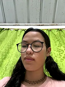 Snapshot of celesteguz chatting on November 19, 2025, 11:43 am celesteguz online show from November 19, 2025, 11:43 am