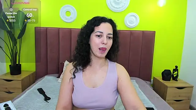 Linda Insatiable online show from March 26, 2026, 1:33 am