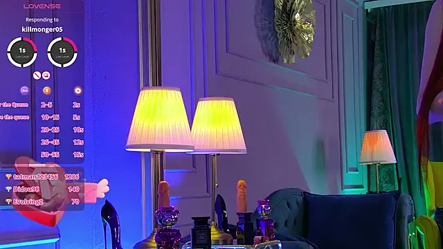 Snapshot of SerenaReese chatting on February 25, 2025, 11:44 pm SerenaReese online show from February 25, 2025, 11:44 pm