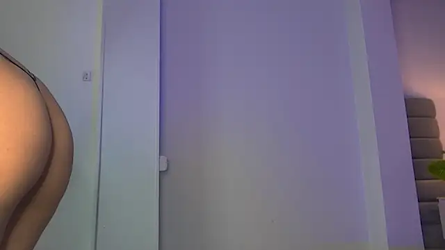 Snapshot of Madie__collins chatting on July 4, 2026, 11:49 am Madie collins online show from July 4, 2026, 11:49 am
