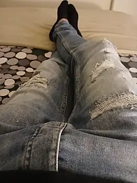 casper0303 online show from April 14, 2026, 1:06 pm