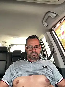 Snapshot of party2025 chatting on December 4, 2024, 5:11 pm party2025 online show from December 4, 2024, 5:11 pm