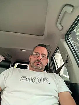 Snapshot of party2025 chatting on March 6, 2025, 5:22 pm party2025 online show from March 6, 2025, 5:22 pm