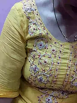 Snapshot of Urmila_bhabhii chatting on January 25, 2025, 7:38 am Urmila bhabhii online show from January 25, 2025, 7:38 am