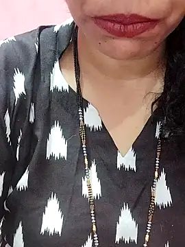 Snapshot of Urmila_bhabhii chatting on February 7, 2025, 9:05 am Urmila bhabhii online show from February 7, 2025, 9:05 am