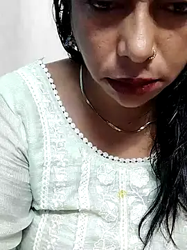 Snapshot of Urmila_bhabhii chatting on October 23, 2025, 3:50 am Urmila bhabhii online show from October 23, 2025, 3:50 am
