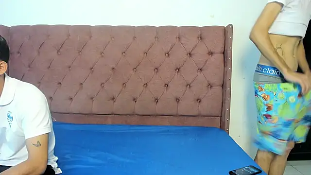 jony honey online show from November 28, 2025, 1:03 pm