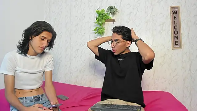 jony honey online show from March 12, 2026, 11:49 am