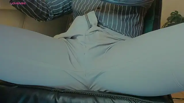 MrLonely02 online show from January 3, 2025, 4:22 am