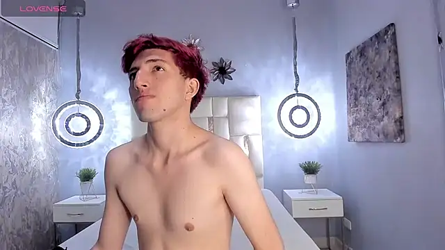 Un Slutty online show from February 8, 2025, 11:33 am