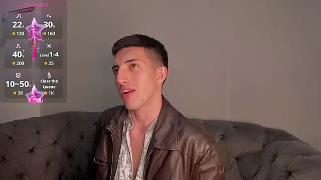 Un Slutty online show from October 13, 2025, 7:14 pm