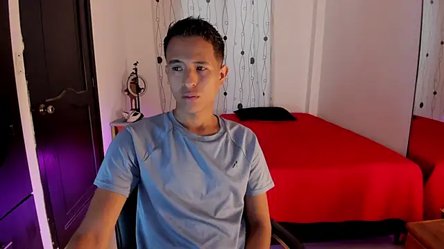 Snapshot of alessandro_wizard chatting on February 18, 2025, 3:32 pm alessandro wizard online show from February 18, 2025, 3:32 pm