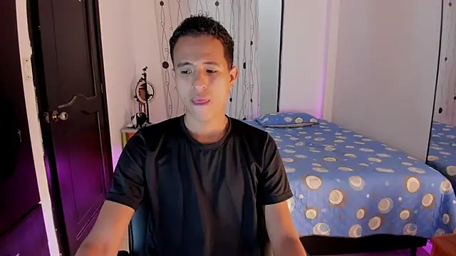 Snapshot of alessandro_wizard chatting on February 28, 2025, 2:31 pm alessandro wizard online show from February 28, 2025, 2:31 pm